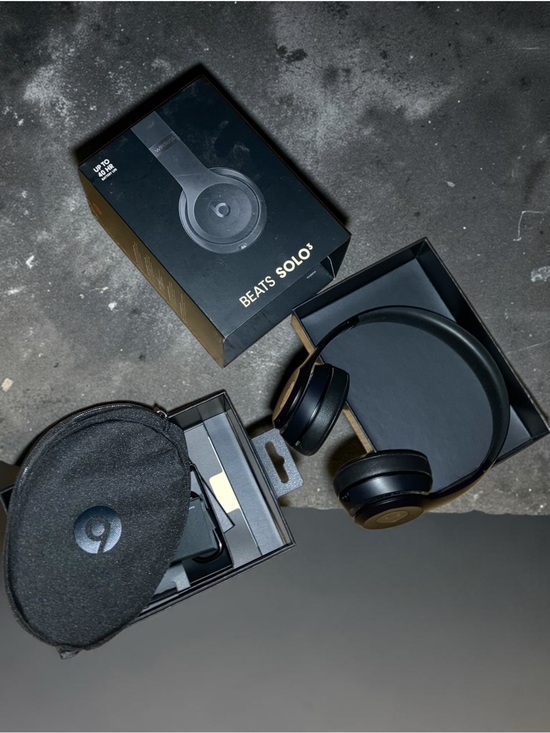 Beats by Dre Other - Beats by Dr. Dre - Solo3 Wireless On-Ear Headphones. Black.